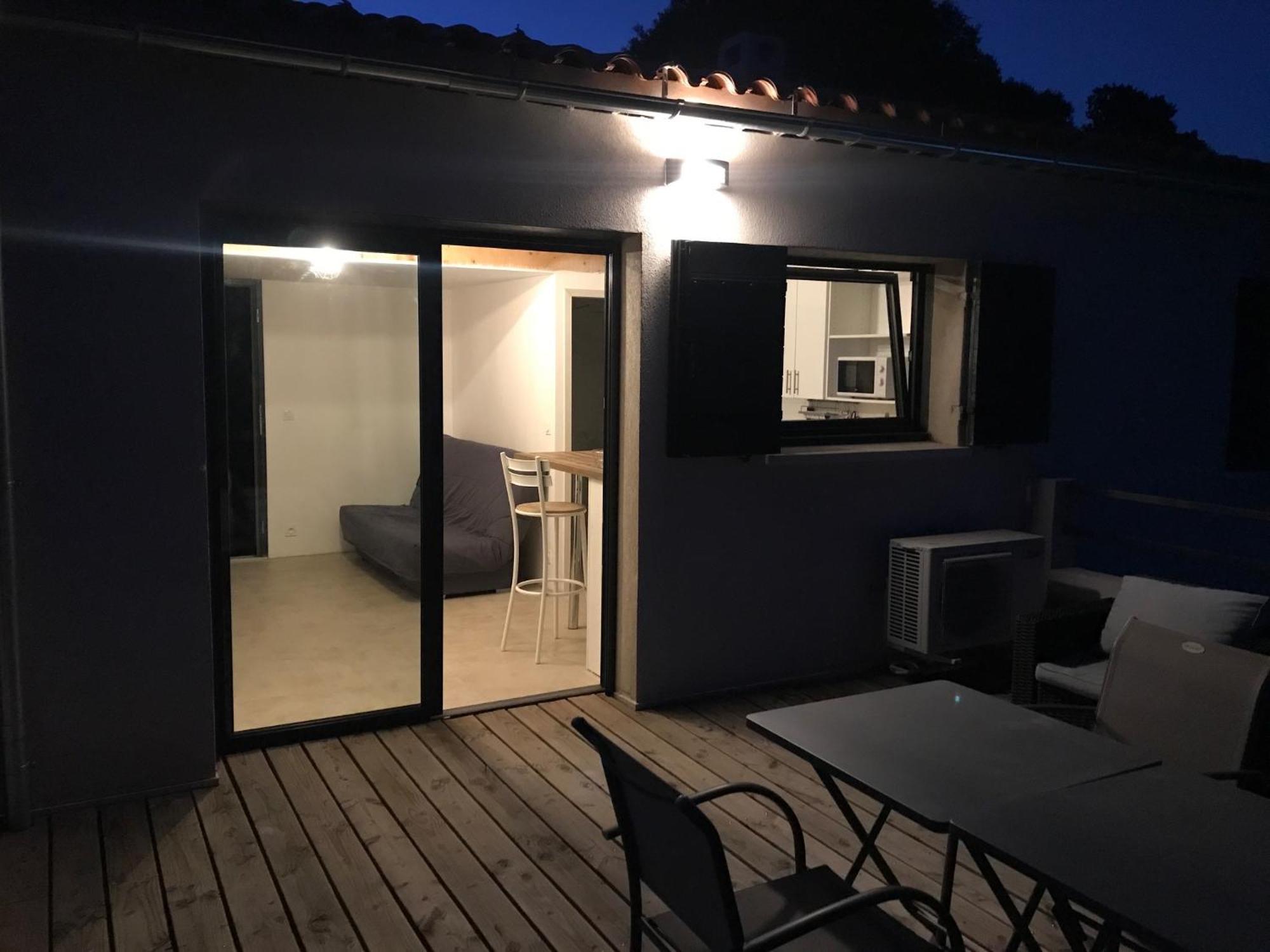Studio Au Calme, Grande Terrasse Avec Vue Vallee Ginasservis ภายนอก รูปภาพ